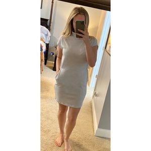 Lightweight Lolë dress!